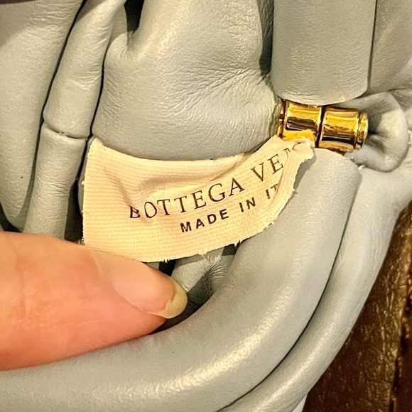 Bottega Veneta The Pouch 20 mini Coin Purse Blue - Picture 13 of 16